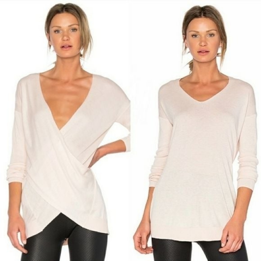 🆕️ VIMMIA Reversible Choker sweater